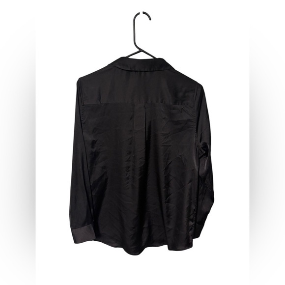 Equipment Signature Long Sleeve Button Down Size Medium - Picture 5 of 7